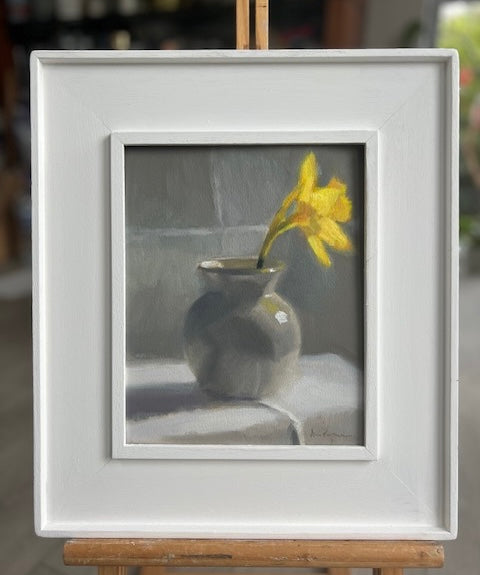 Daffodil in vase